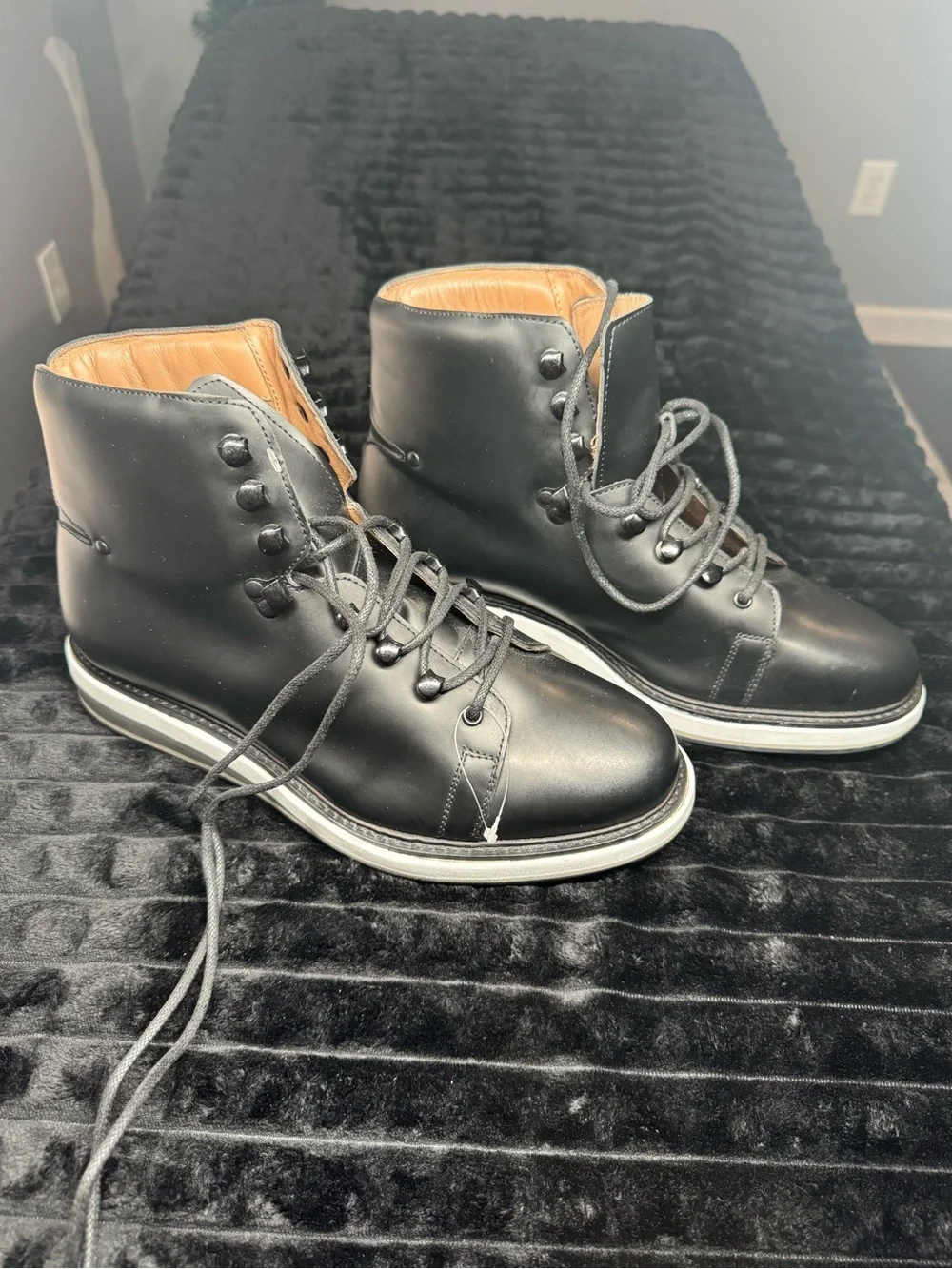 Men's Black Leather Lace-Up Ankle Boots